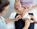Ваксинация на бебе срещу морбили
