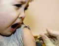 Аналгетиците намаляват ефекта от ваксините при децата