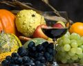 Вино и плодове срещу рак на дебелото черво