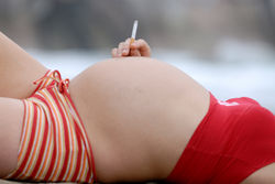 pregnantwomansmoking-1